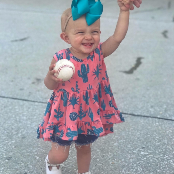 Meet your Posher, Sara - Picture 1 of 1